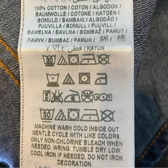 VINTAGE GUESS Denim Button Down Shirt Dark Wash Long Sleeves Brass Details - Picture 11 of 14